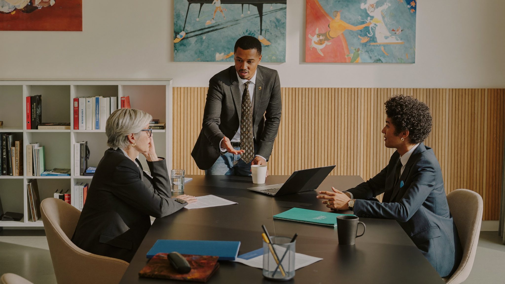 Business owner reviewing a financial forecast with a Vento advisor